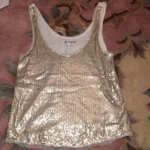 Sequin tank